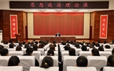 王國斌在武威職業(yè)學(xué)院講思政課