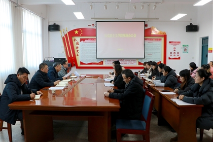 У�I(l��ng)�������R��˼���x�WԺ���_�F(xi��n)���k����