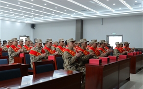 戎裝啟程，逐夢軍營｜學(xué)校開展 2026年上半年大學(xué)生參軍入伍歡送活動